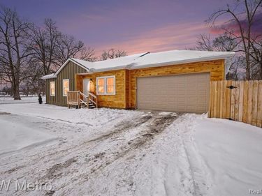 19700 Stahelin Avenue, Detroit, MI 48219