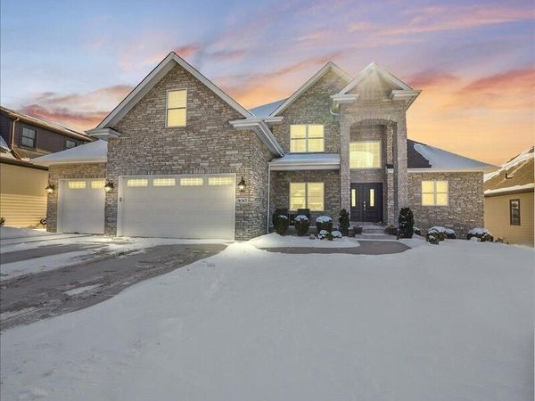 9317 Michigan Drive, Crown Point, IN 46307