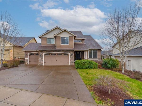 1774 Settlers Spring Dr NW, Salem, OR 97304
