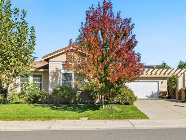 2857 MAYBROOK Dr, Sacramento, CA 95835
