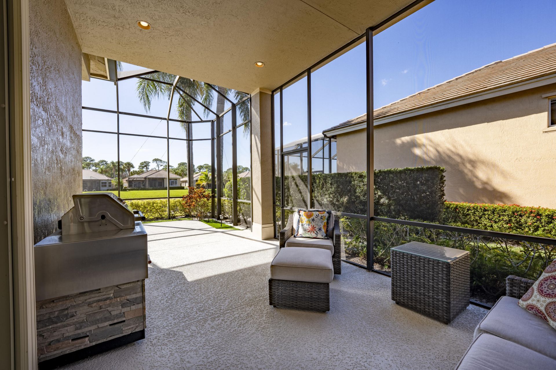 8829 One Putt Place, Port Saint Lucie, FL 34986 Photo