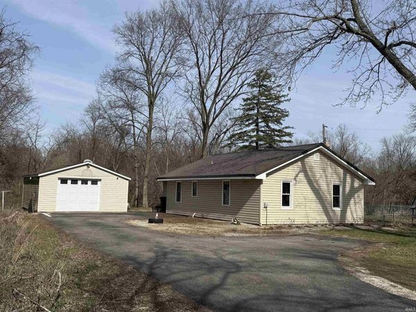 6492 W Olson Road, Rochester, IN 46975