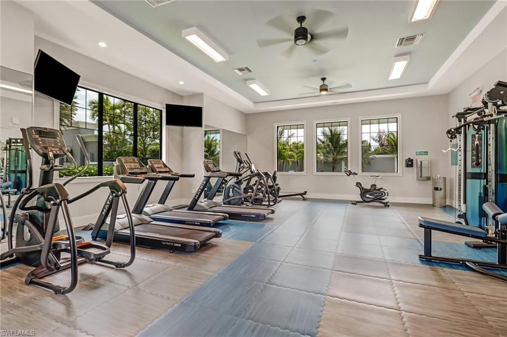 2647 Seychelles Cir, Unit 2202, Naples, FL 34112 Photo