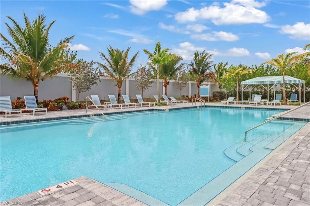 2647 Seychelles Cir, Unit 2202, Naples, FL 34112 Photo
