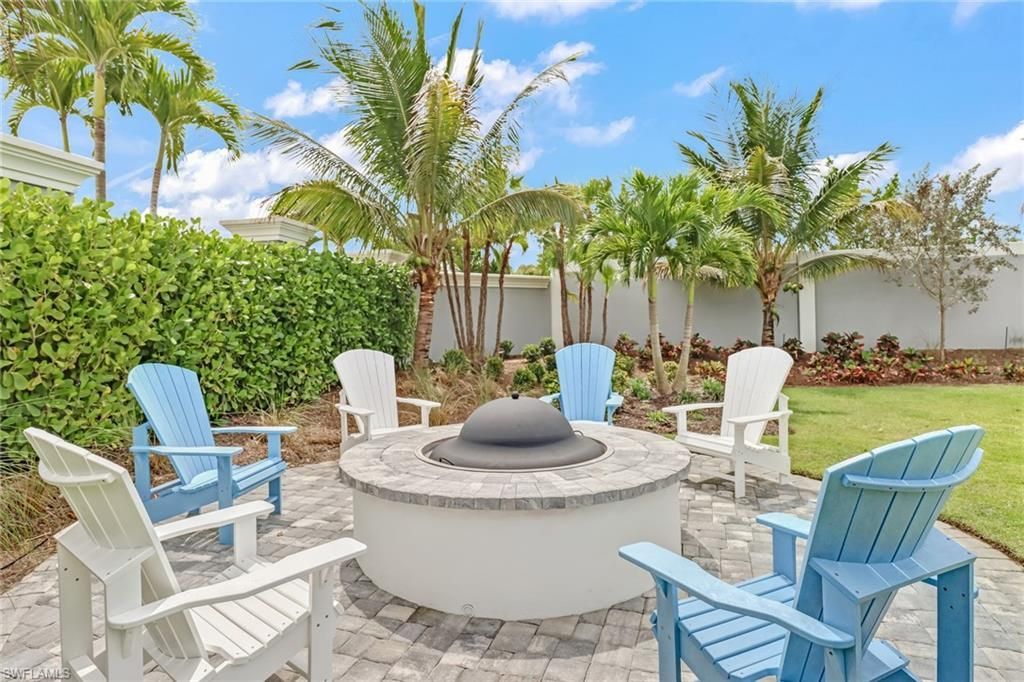 2647 Seychelles Cir, Unit 2202, Naples, FL 34112 Photo