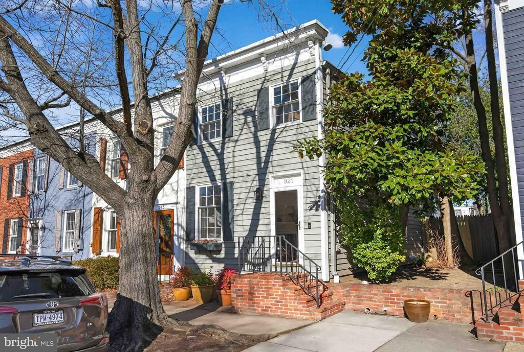 921 Oronoco Street, Alexandria, VA 22314 Main Photo