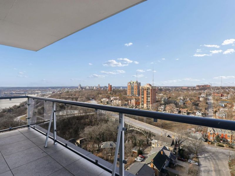2200 Victory Parkway, Unit 2307, Cincinnati, OH 45206 Photo 12