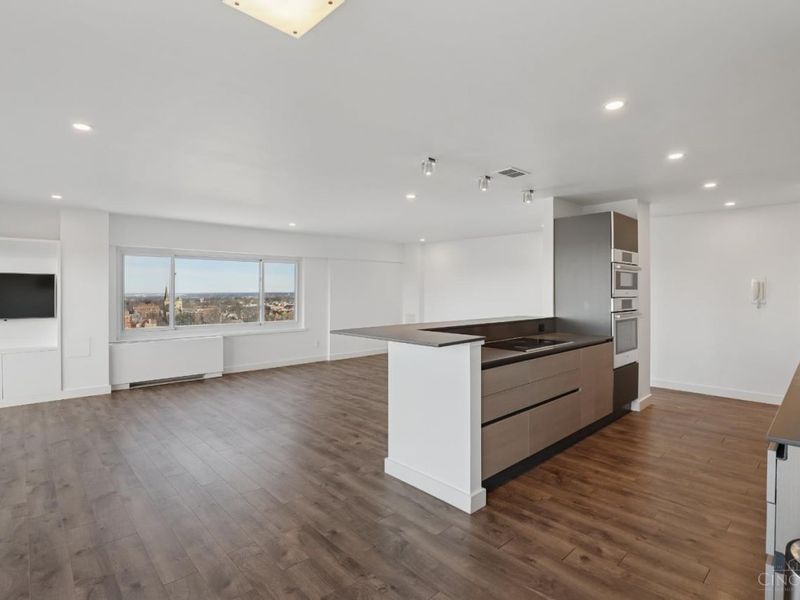 2200 Victory Parkway, Unit 2307, Cincinnati, OH 45206 Photo 3