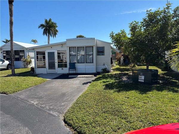 9 Jade DR , Unit 9J, NAPLES, FL 34114