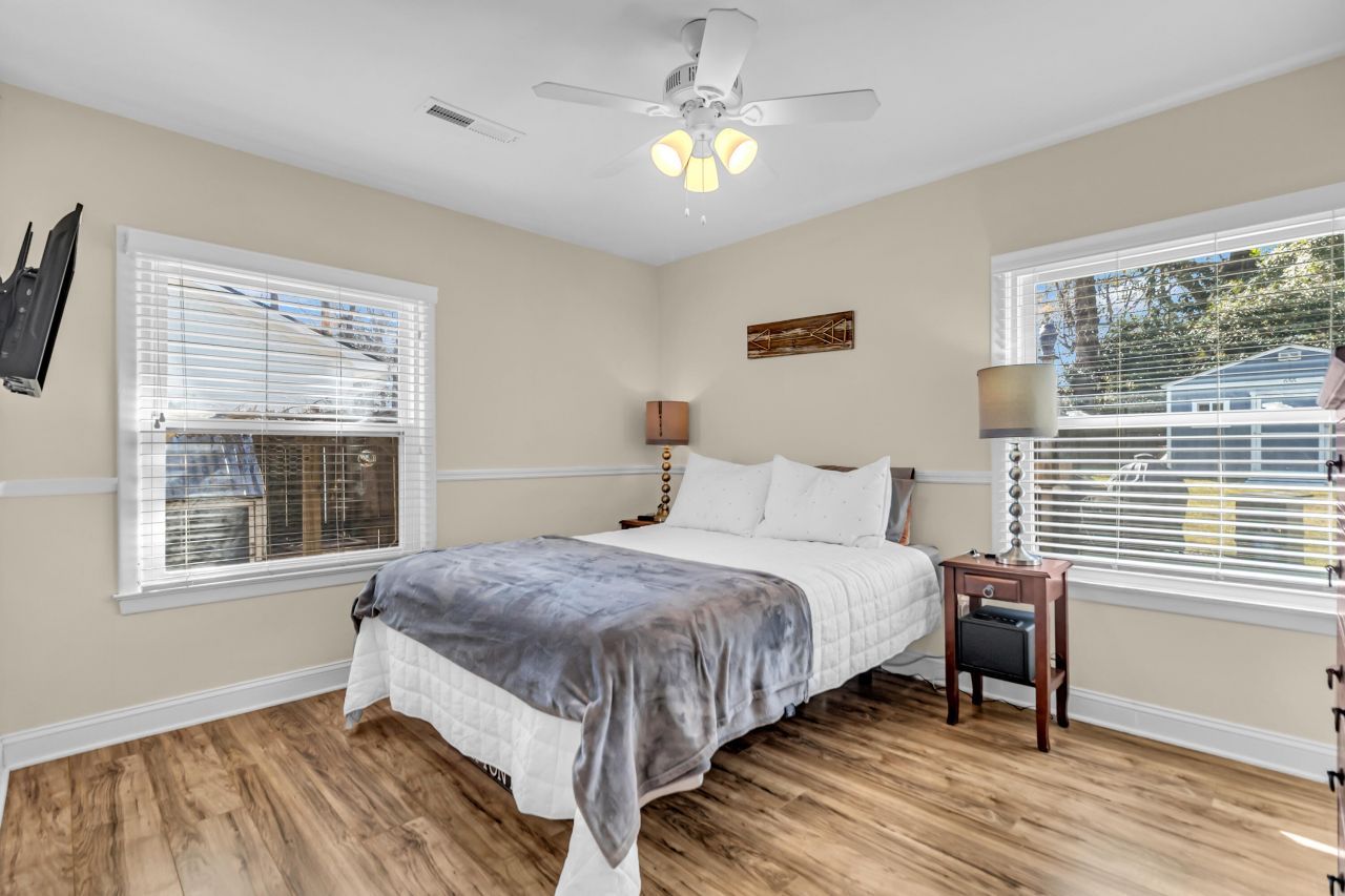 655 Wantoot Boulevard Photo 16