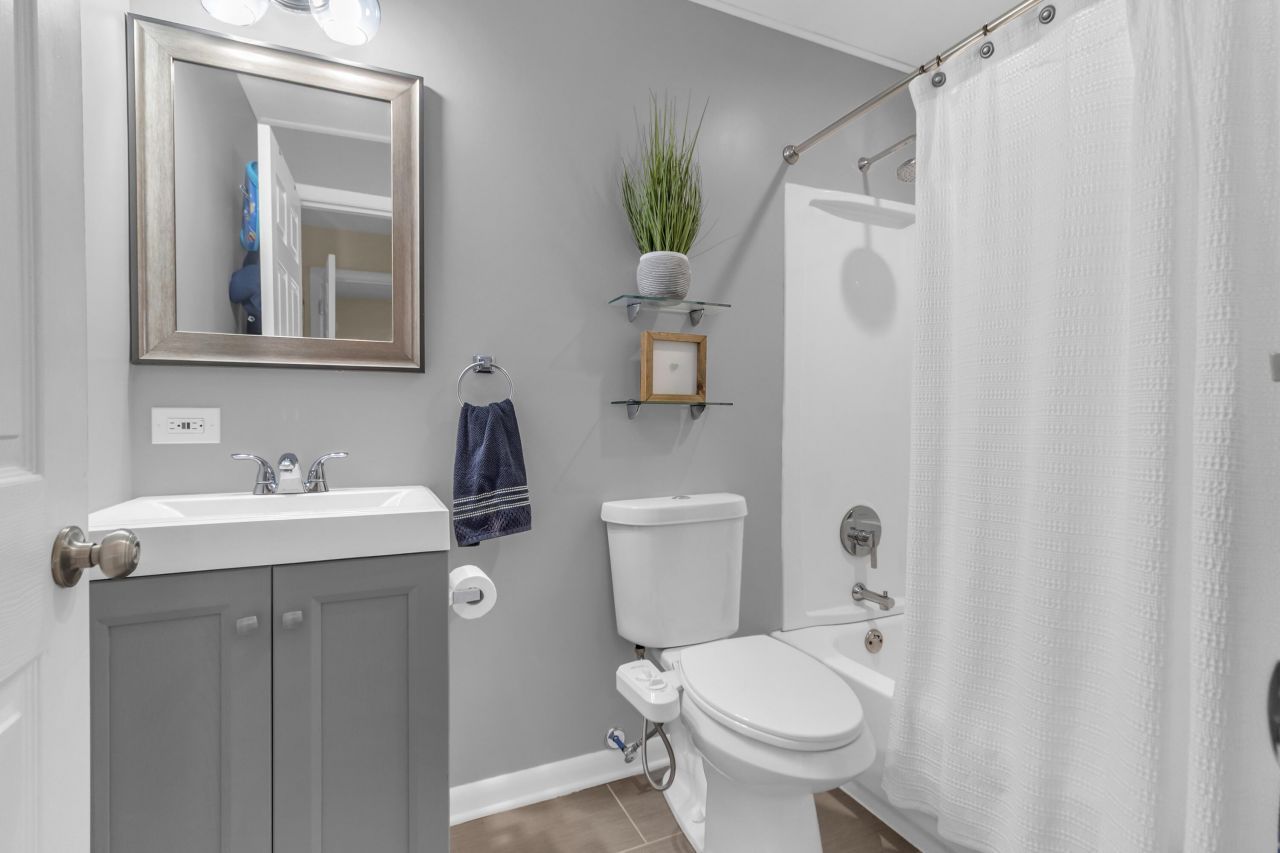 655 Wantoot Boulevard Photo 23