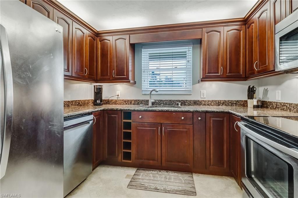 1351 Curlew Ave , Unit 104, Naples, FL 34102 Photo