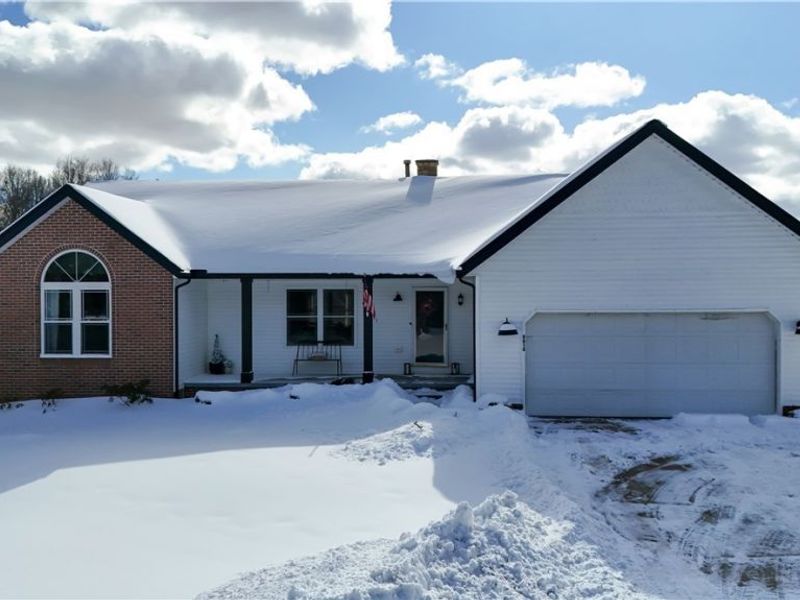 9616 Knowlton Road, Garrettsville, OH 44231 Photo 1