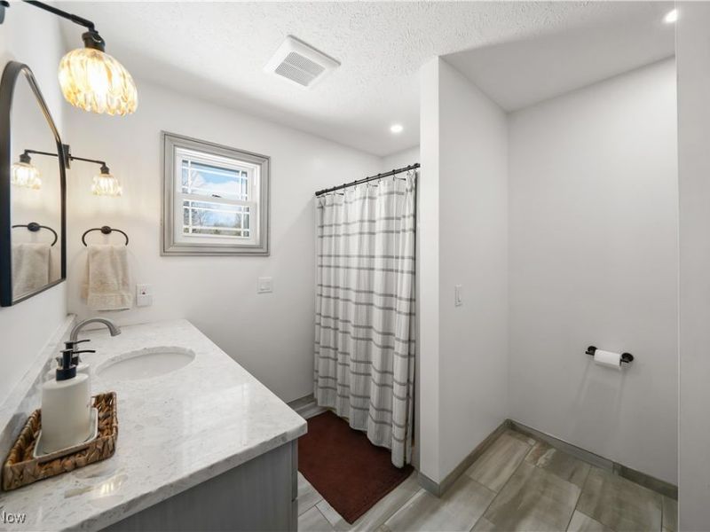 9616 Knowlton Road, Garrettsville, OH 44231 Photo 12