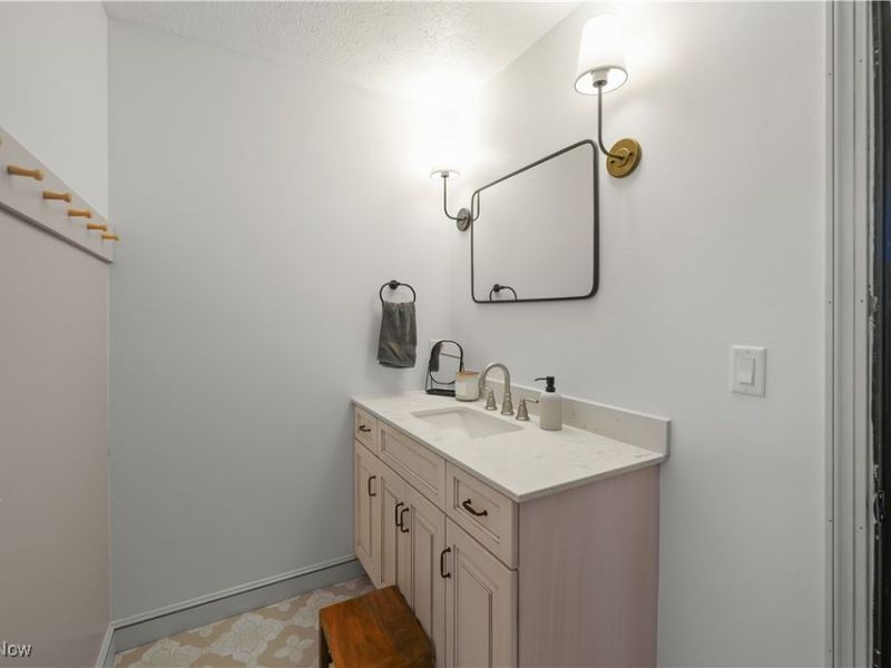 9616 Knowlton Road, Garrettsville, OH 44231 Photo 16