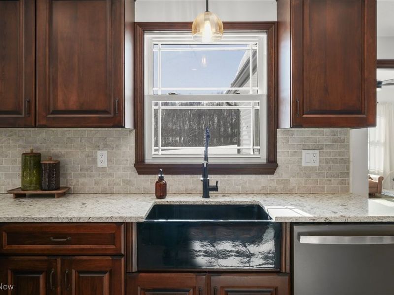 9616 Knowlton Road, Garrettsville, OH 44231 Photo 3