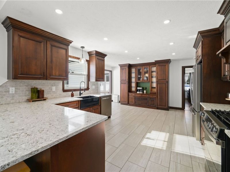 9616 Knowlton Road, Garrettsville, OH 44231 Photo 4