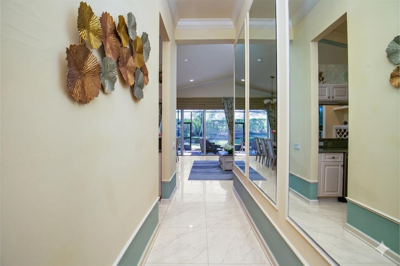 10068 SW Oak Tree Circle, Port Saint Lucie, FL 34987 Photo