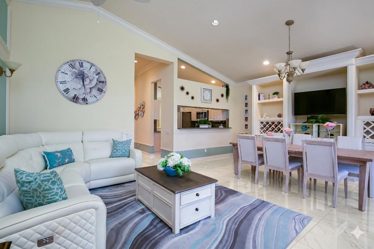 10068 SW Oak Tree Circle, Port Saint Lucie, FL 34987 Photo