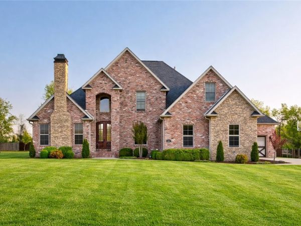 1353 Scout Trail, Siloam Springs, AR 72761