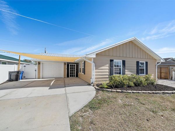 1056 HOPE STREET, VENICE, FL 34285