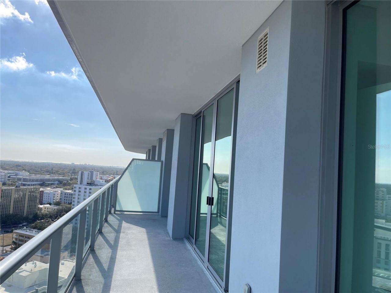 400 Central Ave, Unit 1804, Saint Petersburg, FL 33701 Photo