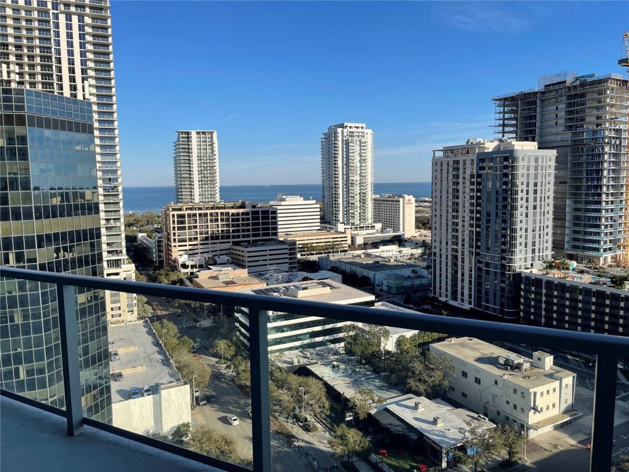 400 Central Ave, Unit 1804, Saint Petersburg, FL 33701 Photo