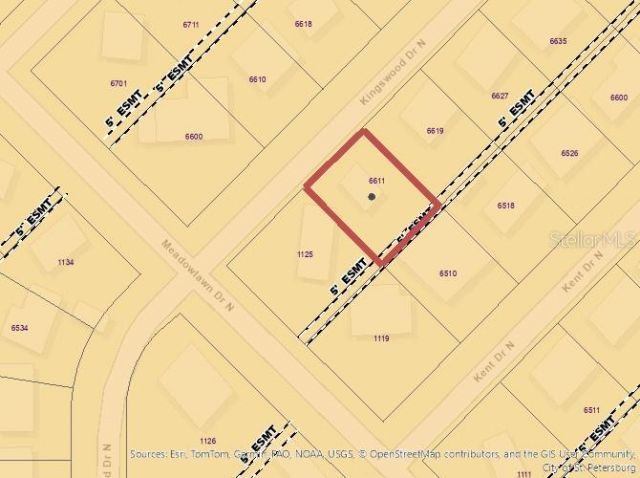 6611 Kingswood Drive N, Saint Petersburg, FL 33702 Photo