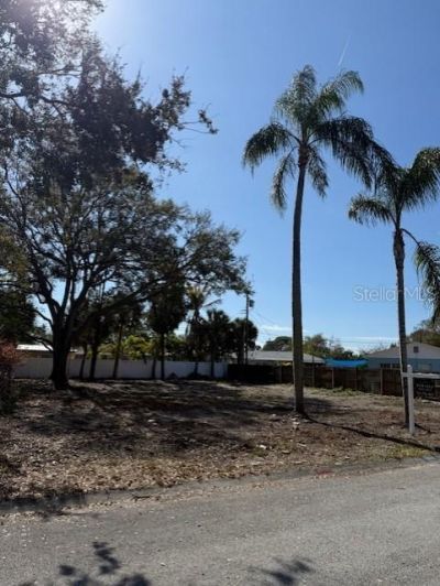 6611 Kingswood Drive N, Saint Petersburg, FL 33702 Photo