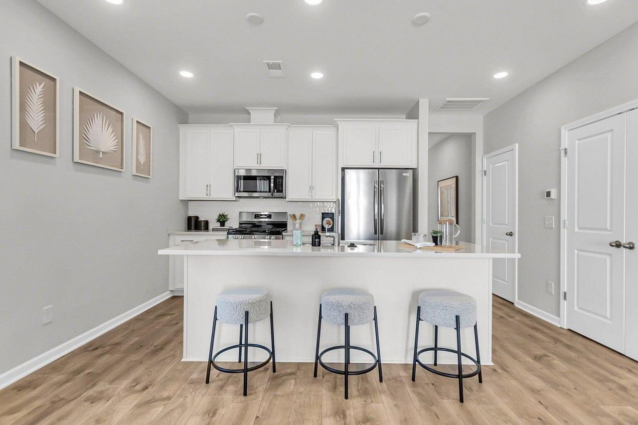 733 Alma Square Drive Photo 16