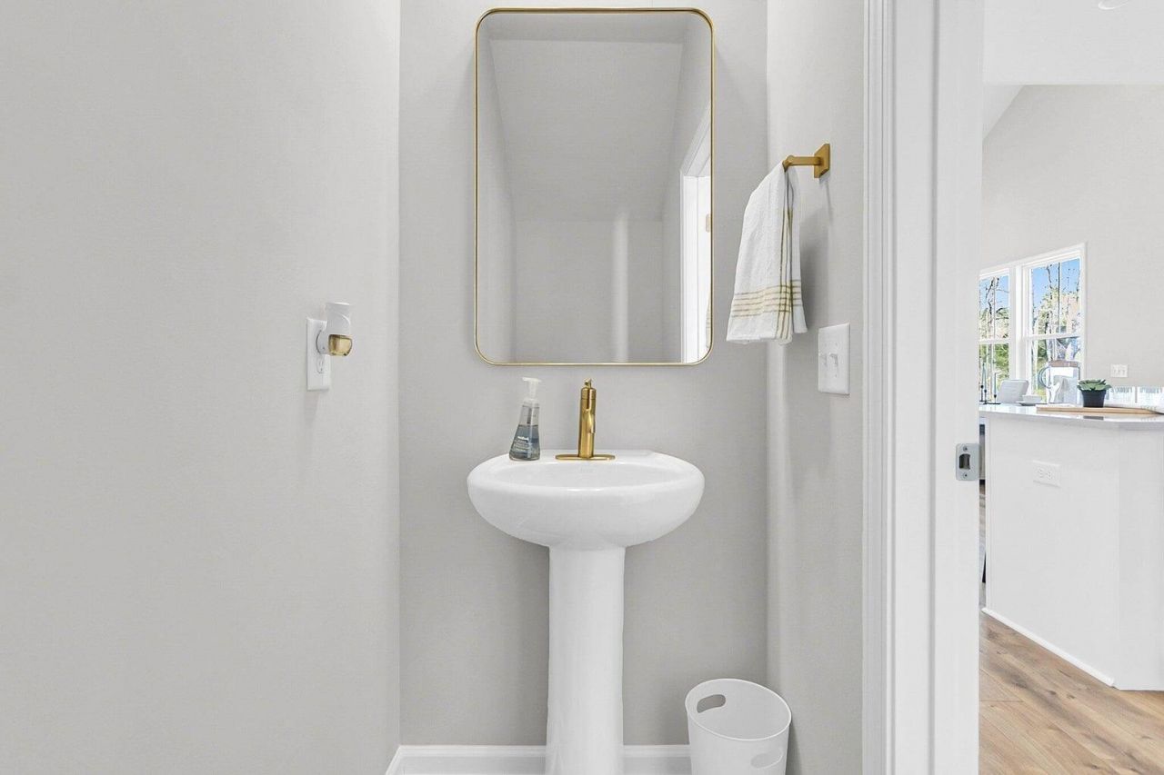 733 Alma Square Drive Photo 9