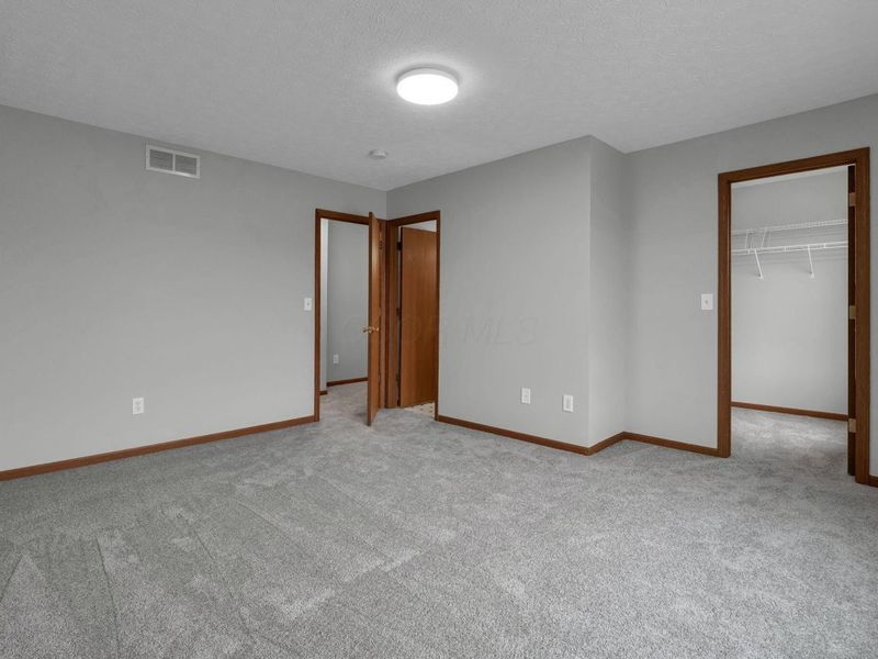 8726 Woodwind Drive, Lewis Center, OH 43035 Photo 16