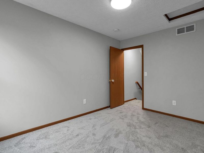 8726 Woodwind Drive, Lewis Center, OH 43035 Photo 23