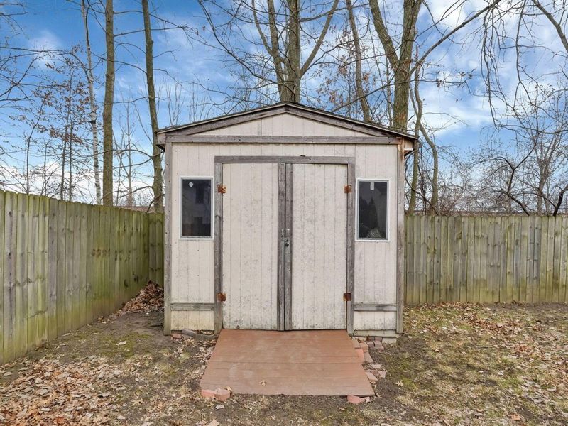 8726 Woodwind Drive, Lewis Center, OH 43035 Photo 32