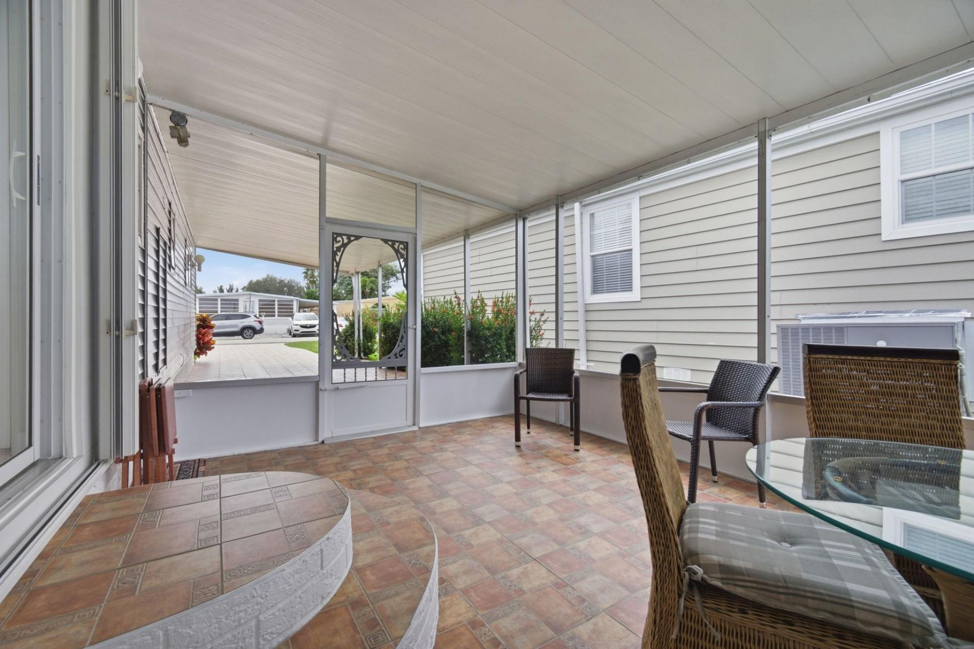 5555 Lakeshore Drive, Fort Lauderdale, FL 33312 Photo