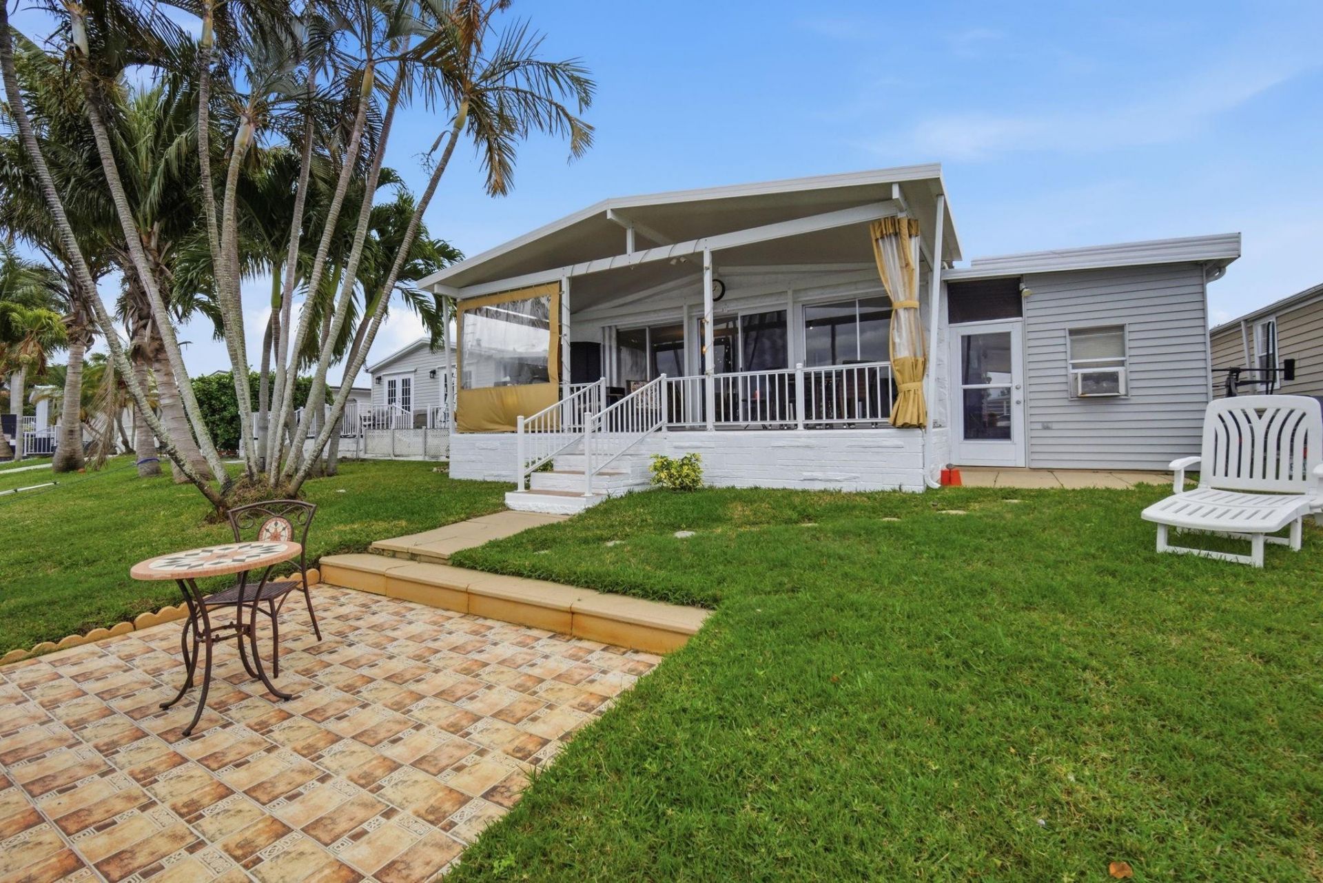 5555 Lakeshore Drive, Fort Lauderdale, FL 33312 Photo