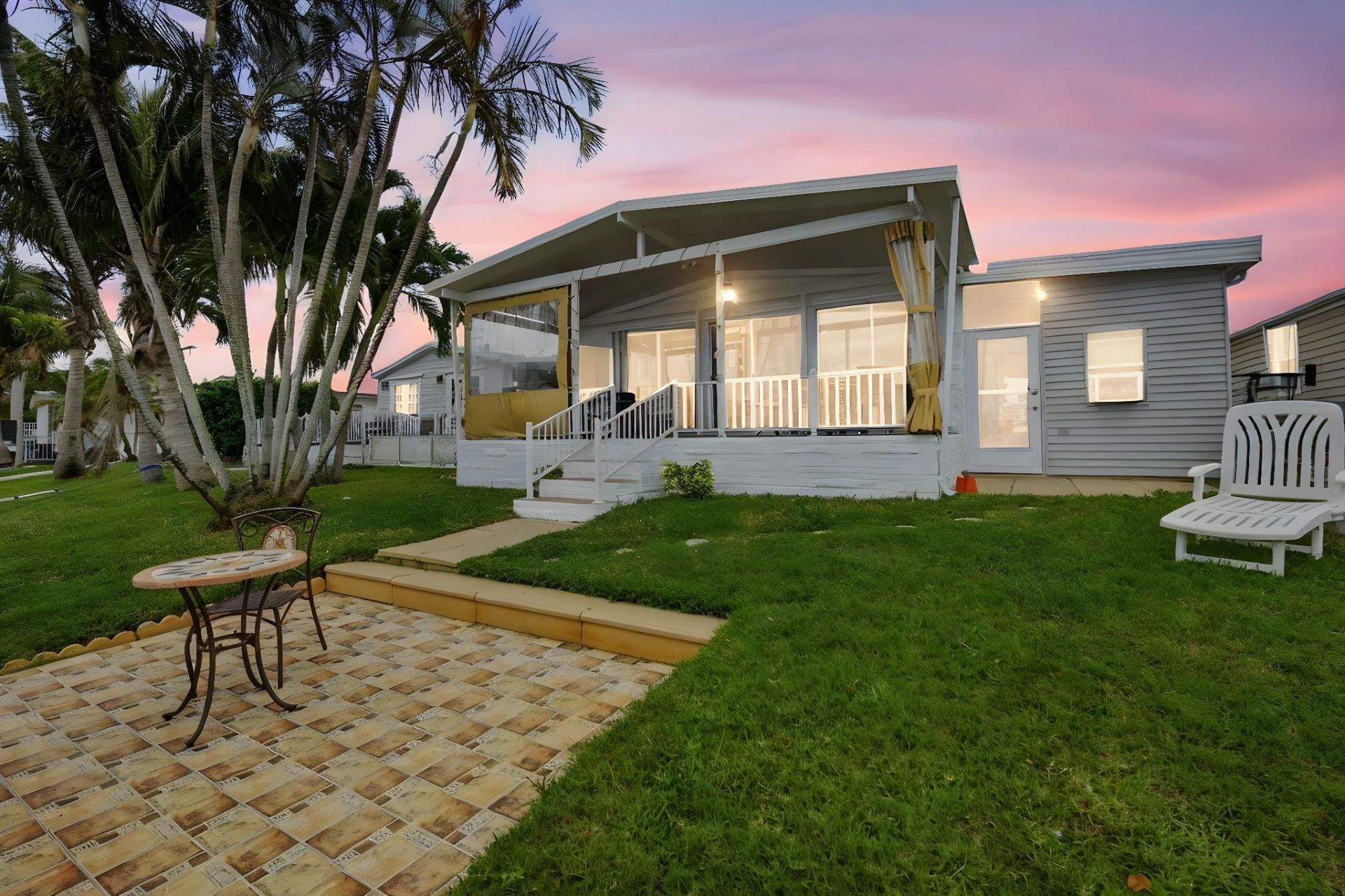 5555 Lakeshore Drive, Fort Lauderdale, FL 33312 Photo