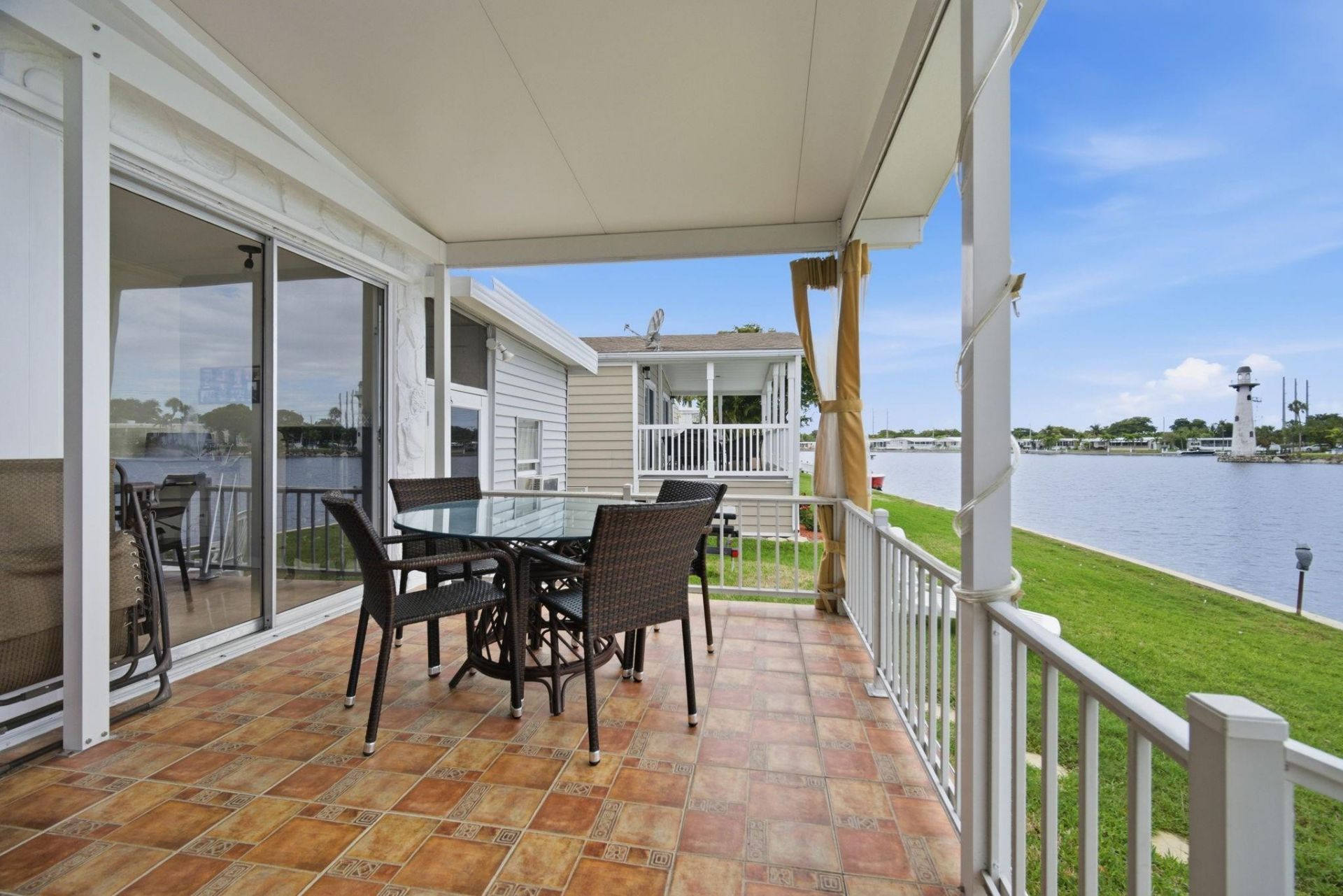 5555 Lakeshore Drive, Fort Lauderdale, FL 33312 Photo