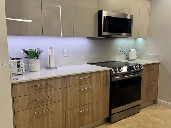 1745 E Hallandale Beach Blvd, Unit 2005W, Hallandale Beach, FL 33009