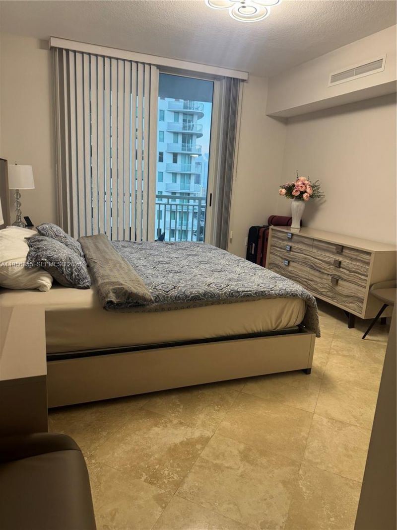 1745 E Hallandale Beach Blvd, Unit 2005W, Hallandale Beach, FL 33009 Photo