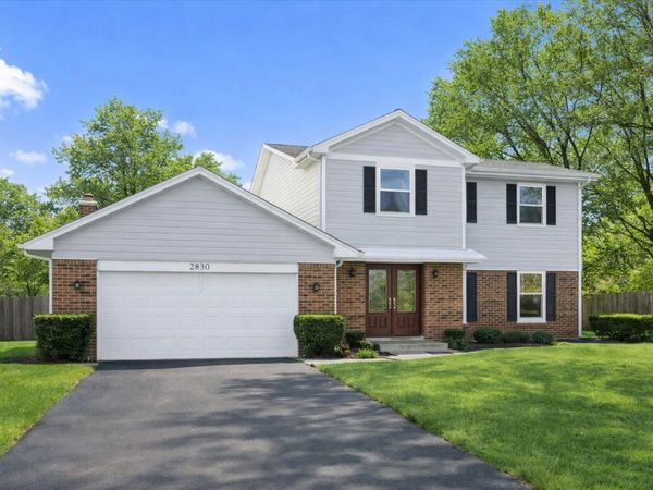2830 Lexington Lane, Highland Park, IL 60035