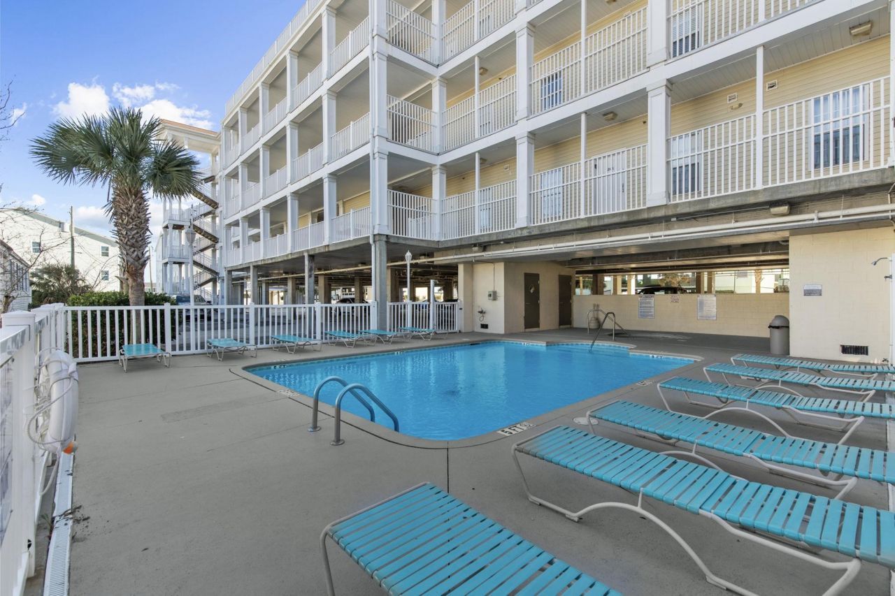 203 53rd Ave. N Photo 15