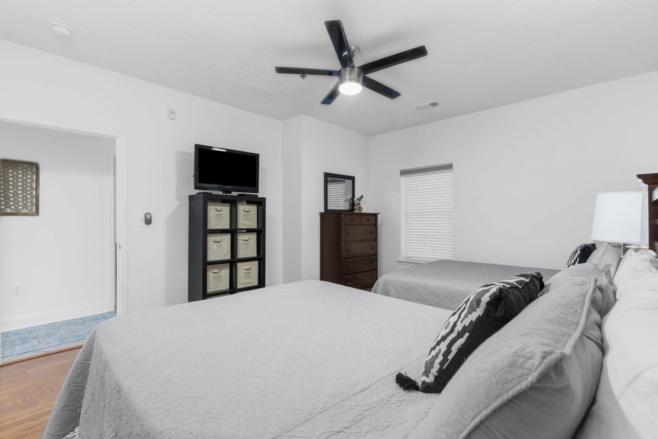 203 53rd Ave. N Photo 29