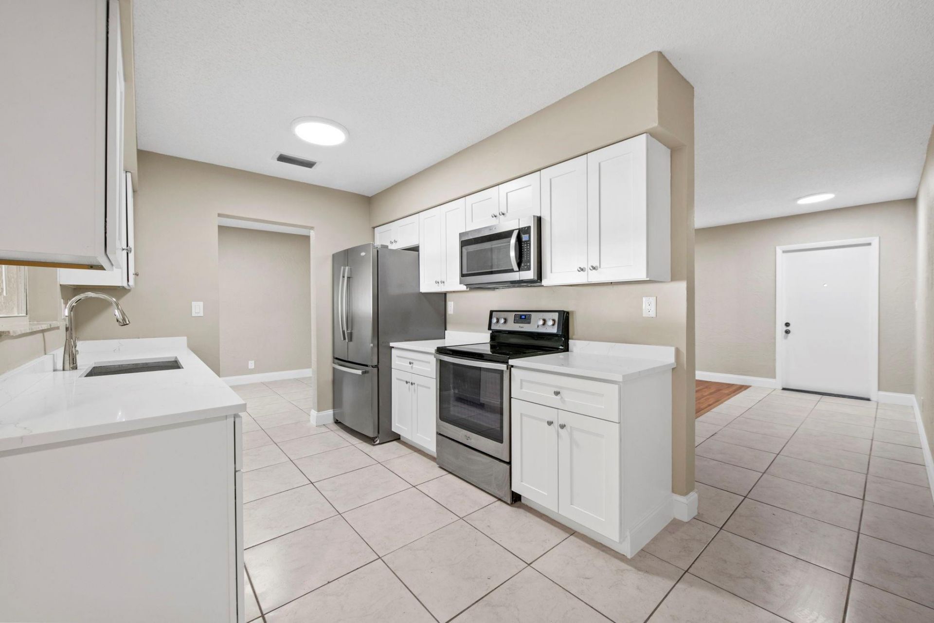 9203 NW 71st Street, Tamarac, FL 33321 Photo