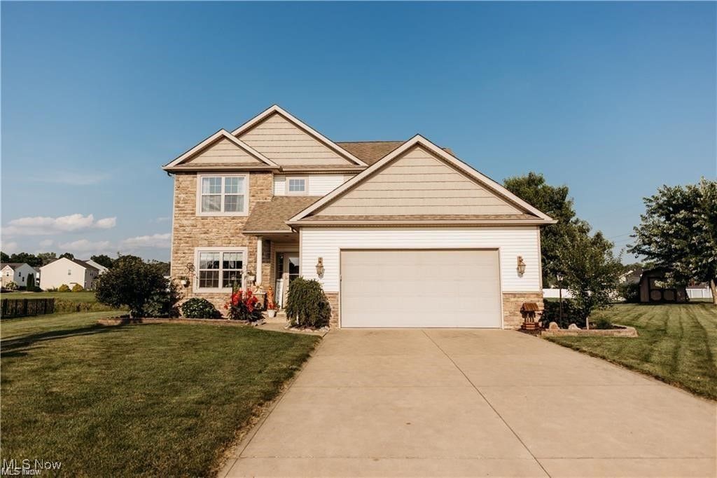 Cuyahoga Fallsoh, Latest Real Estate - DeHOFF REALTORS