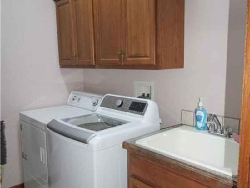 7245 Jimmie Street SW, Massillon, OH 44646 Photo 12