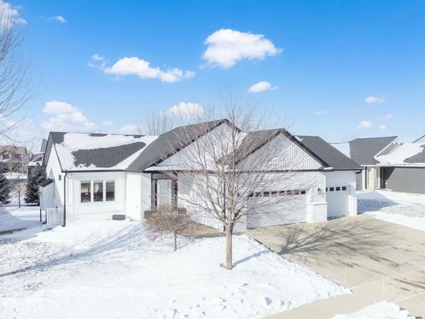 3645 Odyssey Drive SW, Rochester, MN 55902