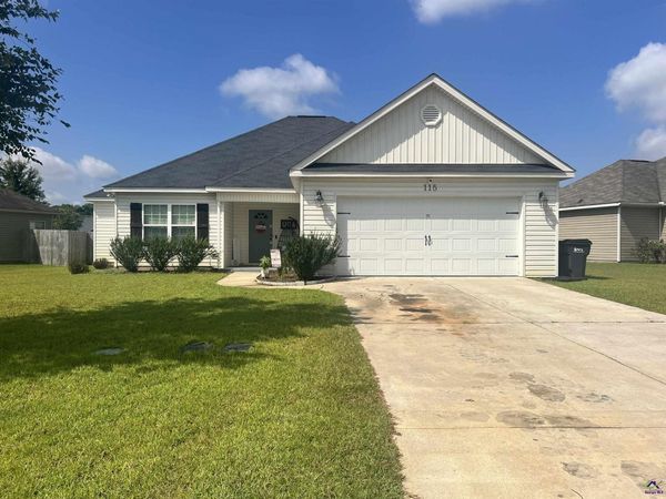115 Worchester Circle, Perry, GA 31069