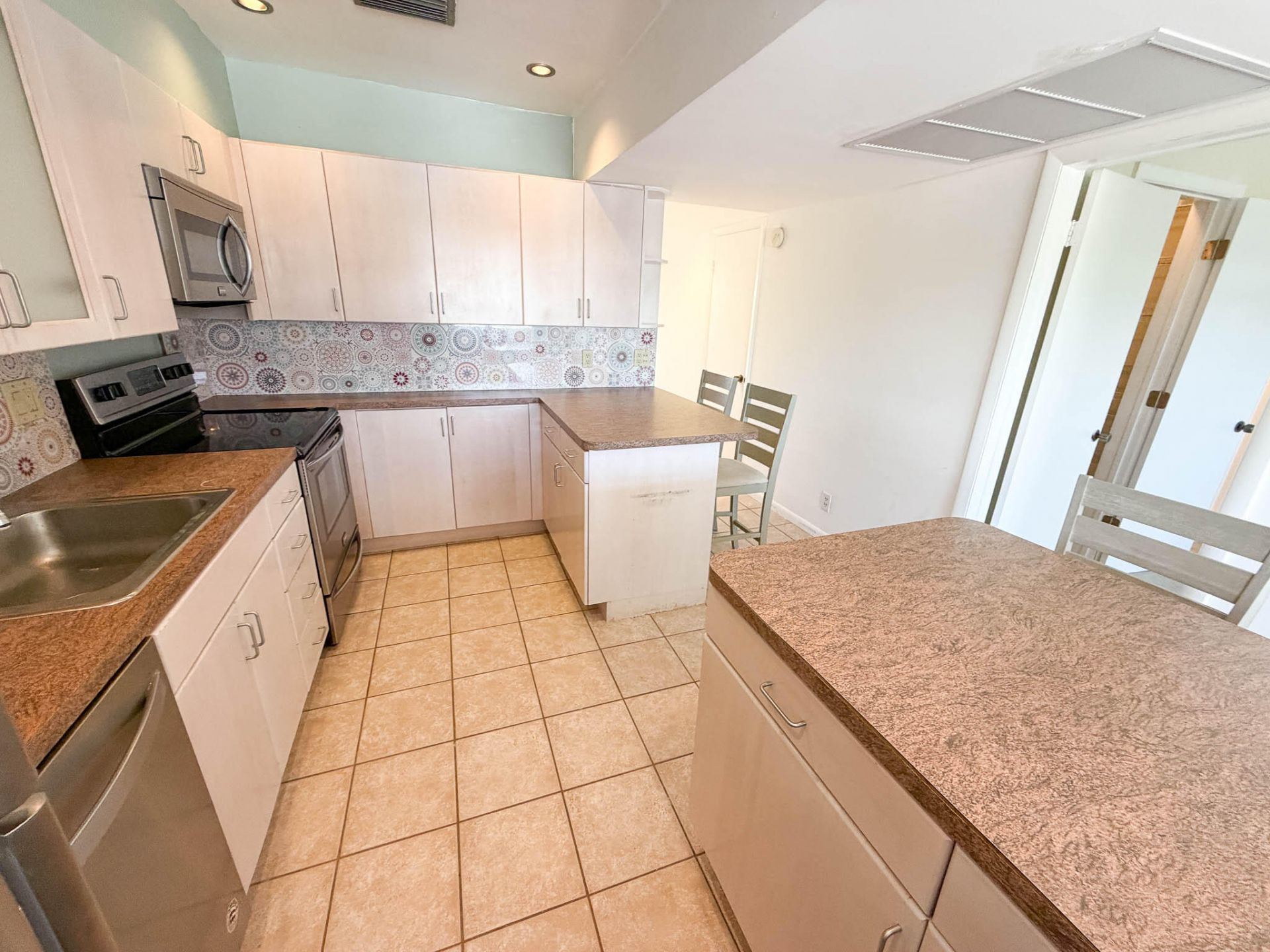 917 NE 16th Avenue, Unit 16, Fort Lauderdale, FL 33304 Photo