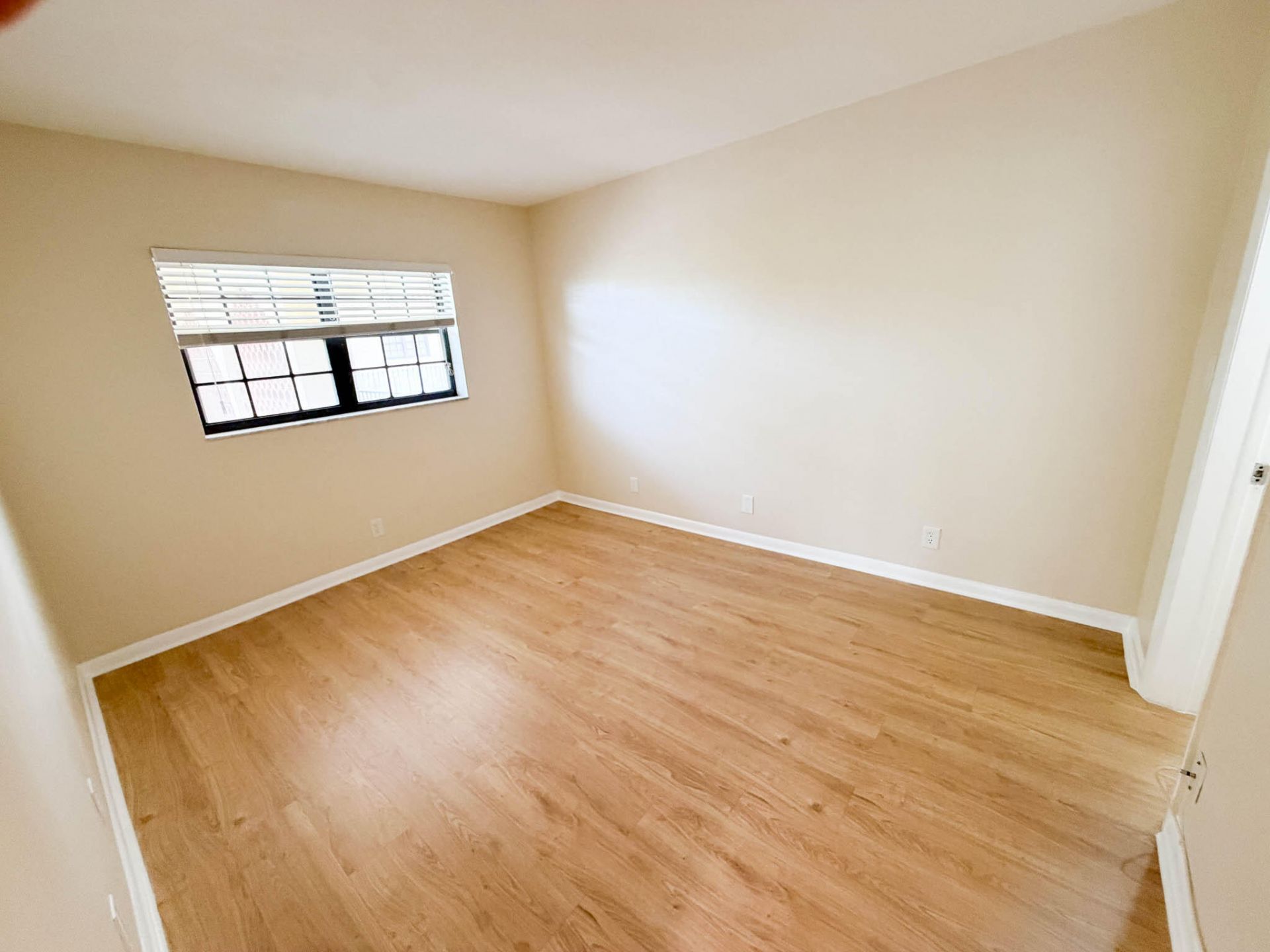 917 NE 16th Avenue, Unit 16, Fort Lauderdale, FL 33304 Photo